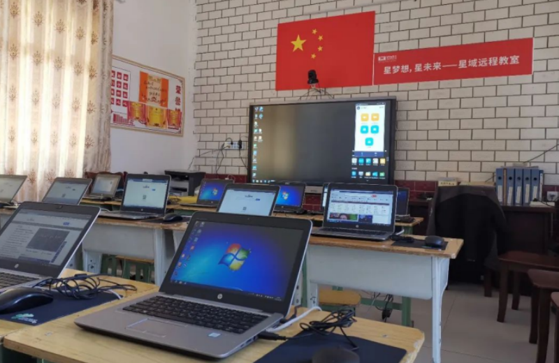 从搭建教室到捐赠电脑，乐动（中国）官方入口全力支持公益教育